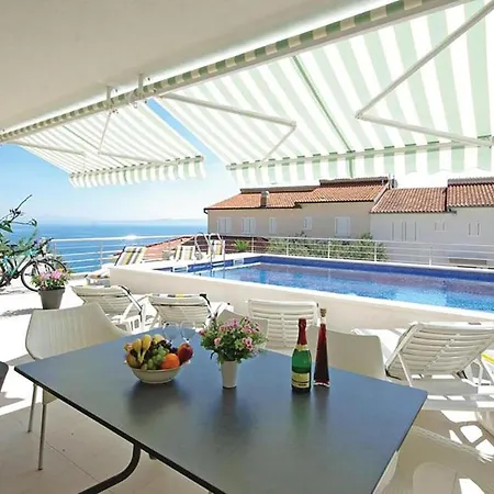 3 Bedroom Gorgeous In شقة